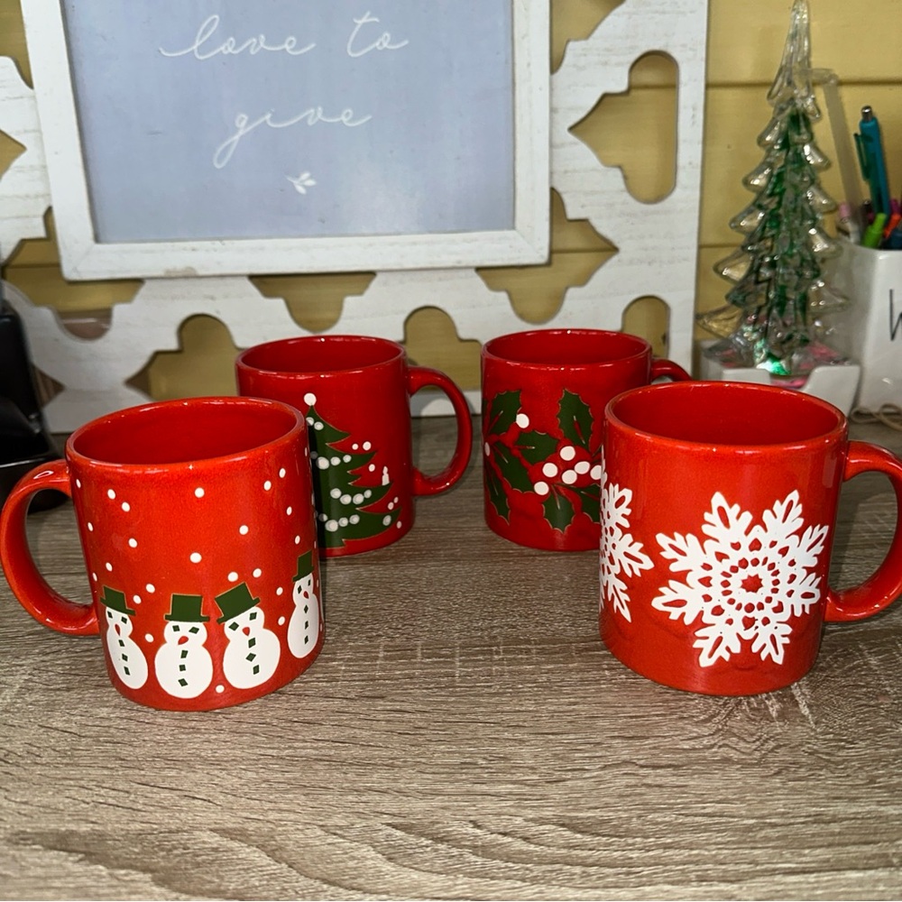 4 CHRISTMAS Waechtersbach Mugs Cups Coffee Wreaths , Snowman, tree and snowflake - Picture 3 of 15